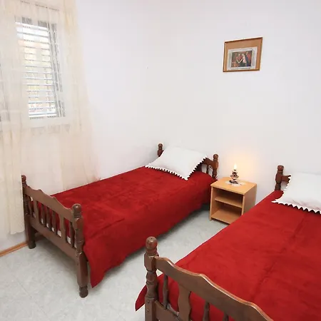 Apartment Rogoznica 7541a